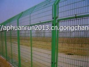 好刀片刺絲護欄網【安平縣環潤金屬絲網制品】專業生產_世界工廠網